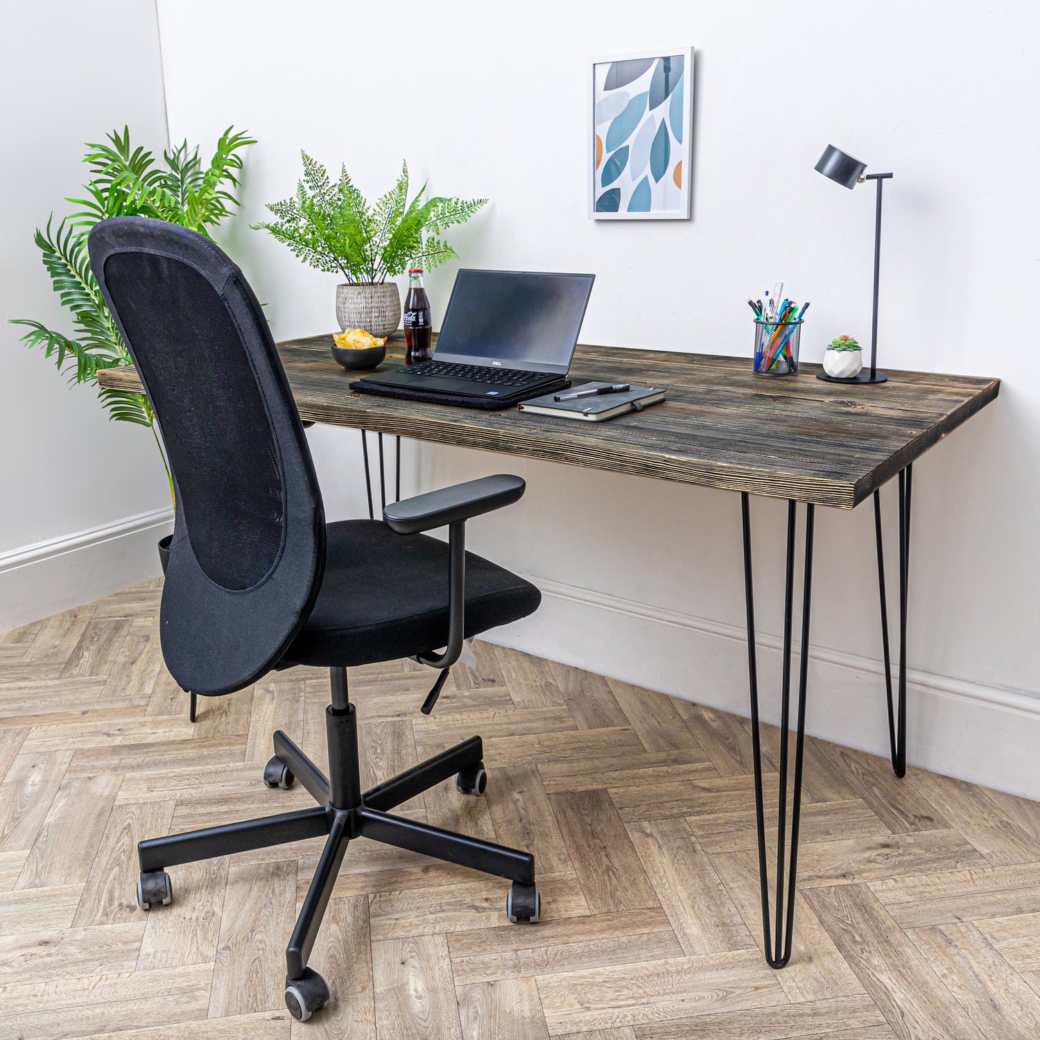 Wood desk with clearance hairpin legs