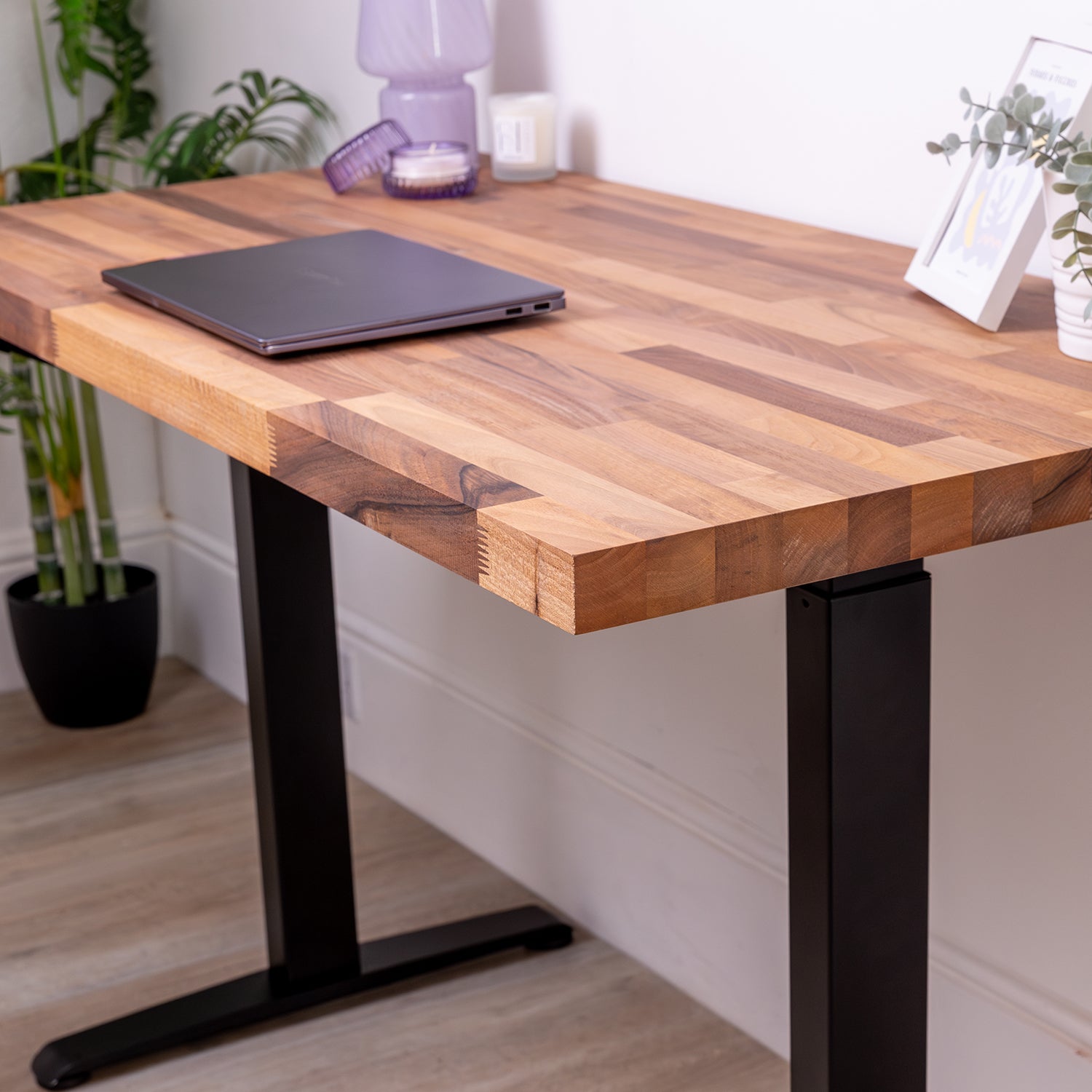 Black Metal Frame Sit Stand Desk with Walnut Wooden Desktop