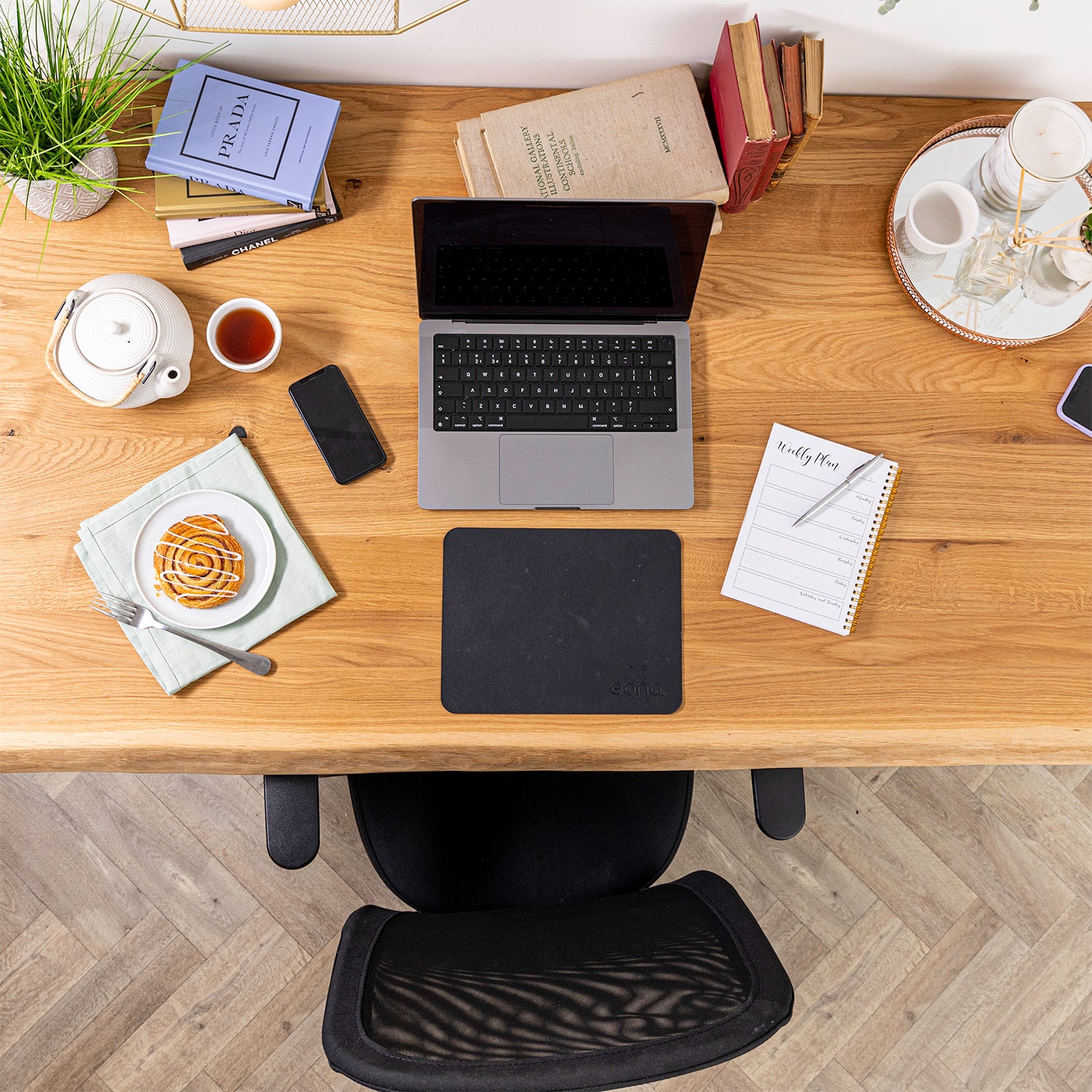 Oak Live Edge Wooden Desktop