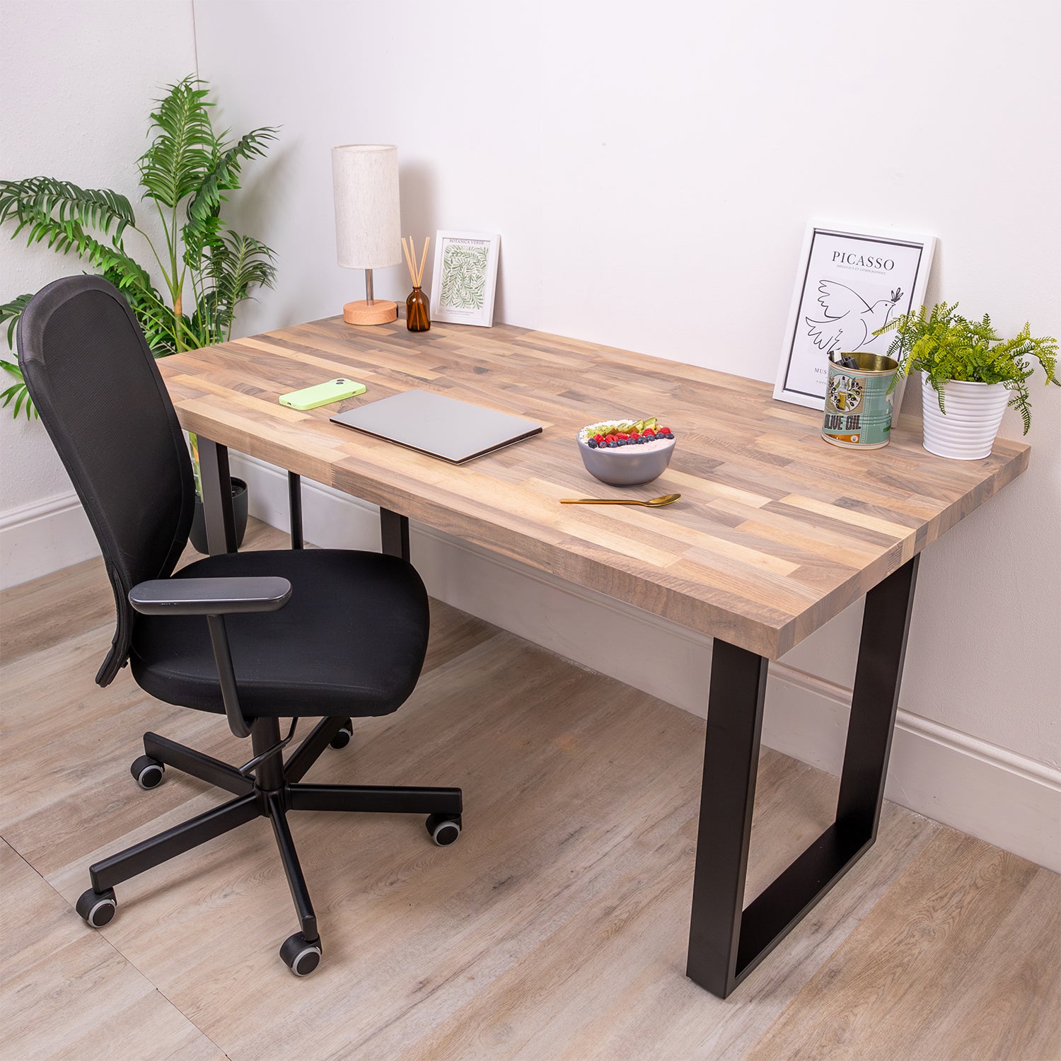 Walnut Wooden Desktop Sanded