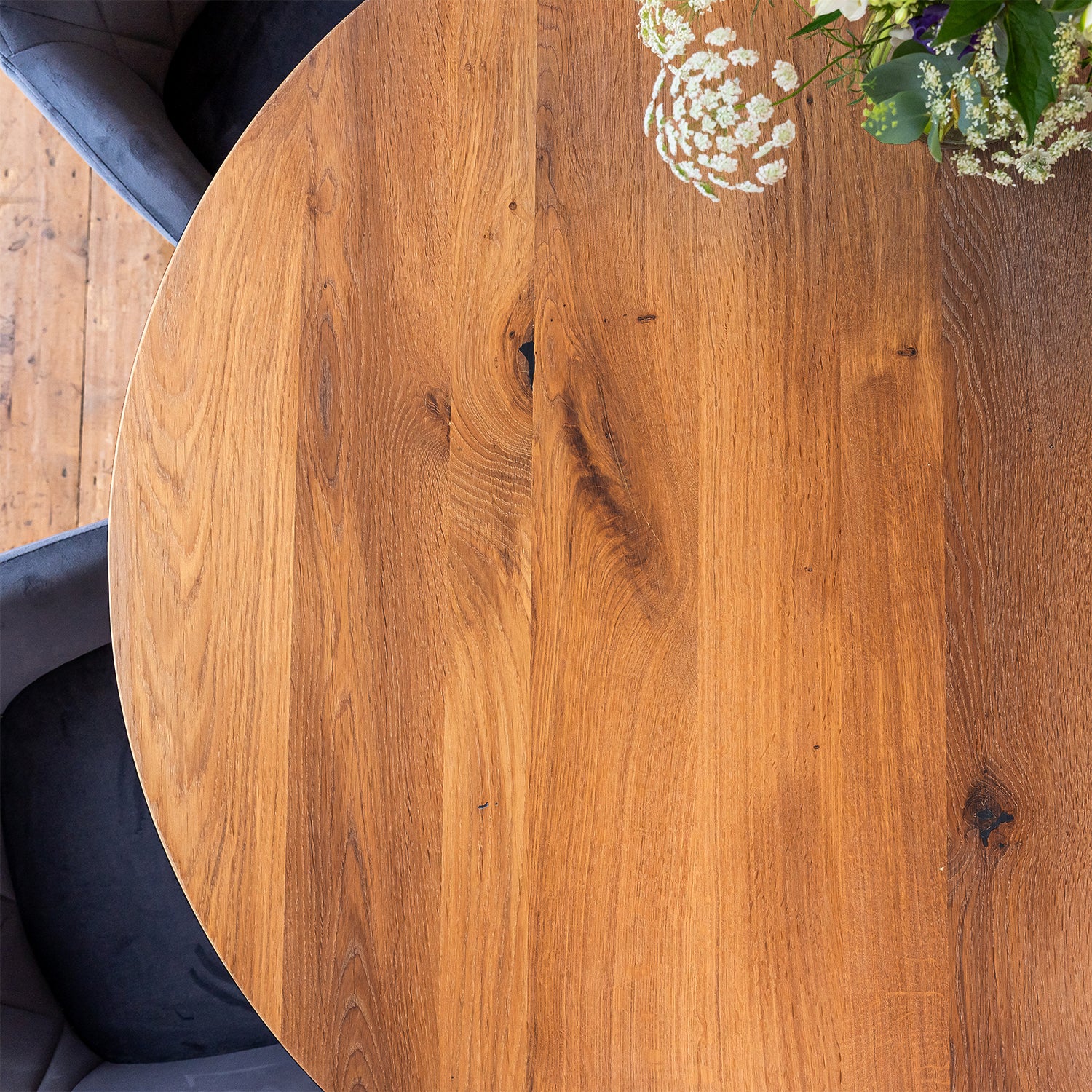 Wood Round Dining Table